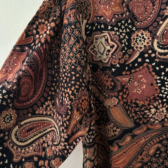 Vintage Paisley Button Down - Picture 3 of 3